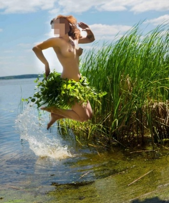 Волшебная энергетика, которую я излучаю, погрузит вас в мир истинного наслаждения. Встречаясь со мной, вы окунетесь в океан страсти и соблазна. Я дарю нежные прикосновения и незабываемые эмоции, удовлетворяя все ваши желания. Совместные мгновения со мной будут наполнены головокружительными ощущениями и яркими впечатлениями. Проживаю в Москве, готова принять вас в своей уютной квартире или приехать к вам. Не сомневайтесь в качестве моих услуг, ведь мои довольные клиенты всегда остаются верными. Отвлекитесь от повседневности и подарите себе настоящее наслаждение, обращаясь ко мне. Уверена, что наши фото не оставят вас равнодушными. Жду встречи с нетерпением! 😘🔥 Уль